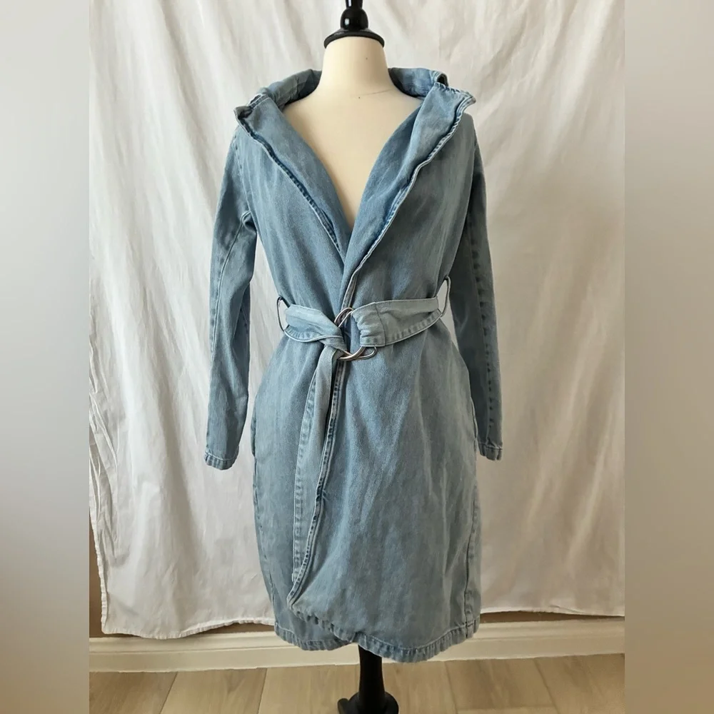 Good American Light Blue Denim Belted Trench Coat - Picture 2 of 5